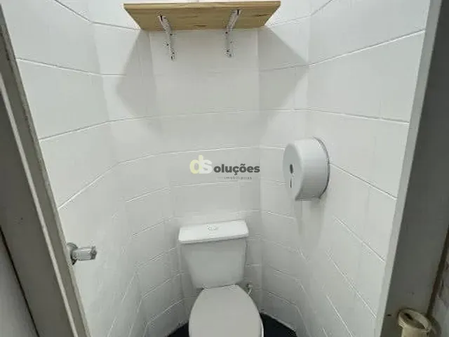 Loja para alugar, no bairro Santo Amaro em São Paulo