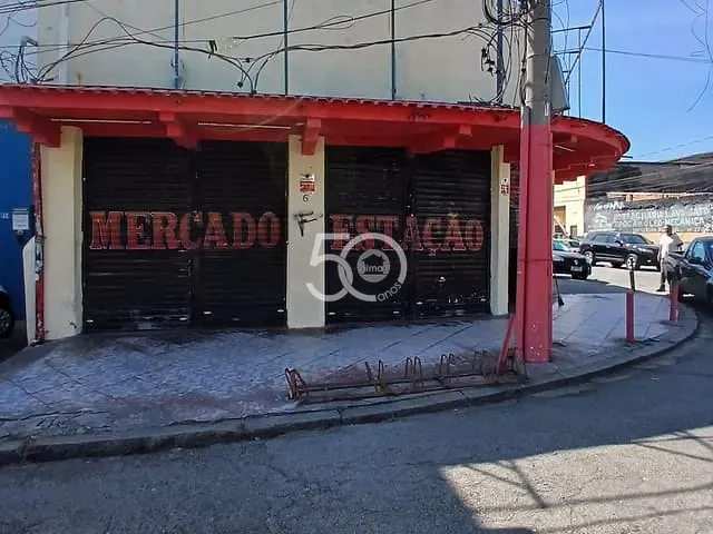 Loja com 106m², para alugar, no bairro Ramos em Rio de Janeiro