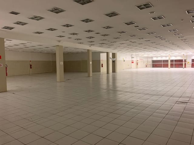 Foto do Loja - Salão para alugar, 2123 m² por R$ 80.000/mês - Centro - Mogi das Cruzes/SP | LUNARE IMÓVEIS
