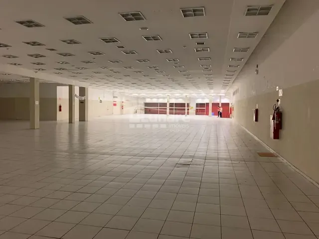 Loja com 2123m², para alugar, no bairro Centro em Mogi das Cruzes