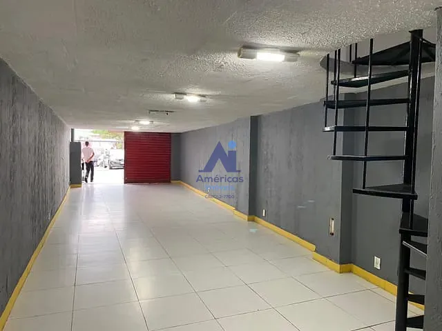Loja à venda, no bairro Recreio dos Bandeirantes em Rio de Janeiro
