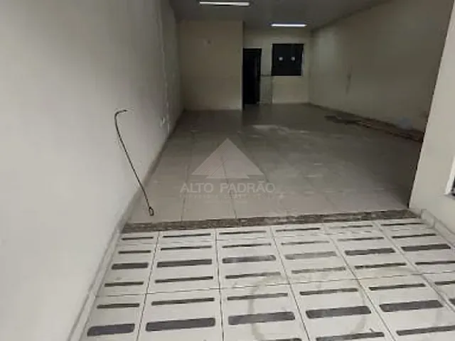 Loja com 88m², para alugar, no bairro Matriz em Mauá