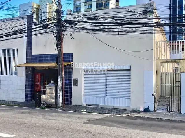 Loja com 440m², à venda, no bairro São José em Aracaju