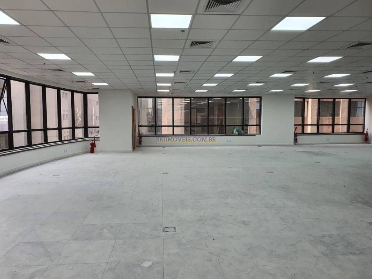 Loja-Salão, 300 m² - Foto 1