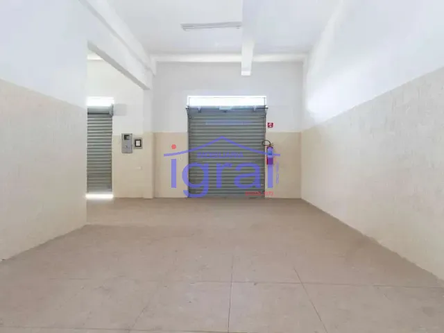 Loja para alugar, no bairro Vila Guarani (Z Sul) em São Paulo