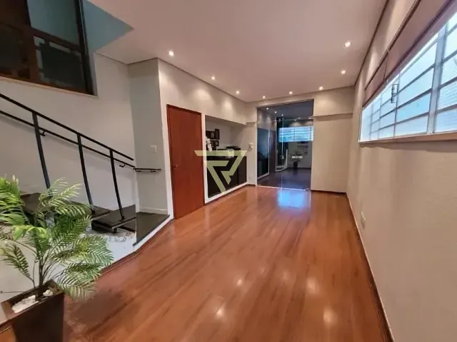 Loja com 596m², à venda ou para alugar, no bairro Centro em Ribeirão Preto
