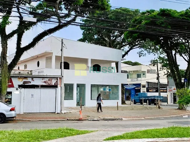 Loja com 440m², para alugar, no bairro Jardim das Indústrias em São José dos Campos