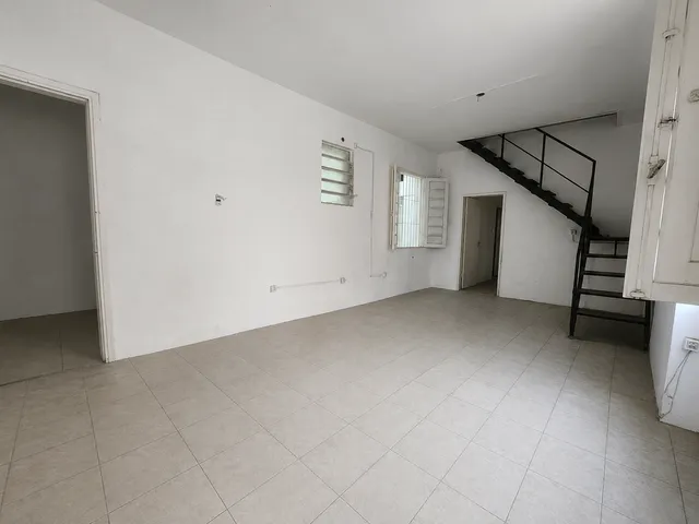 Loja com 300m², à venda, no bairro Centro em Pelotas