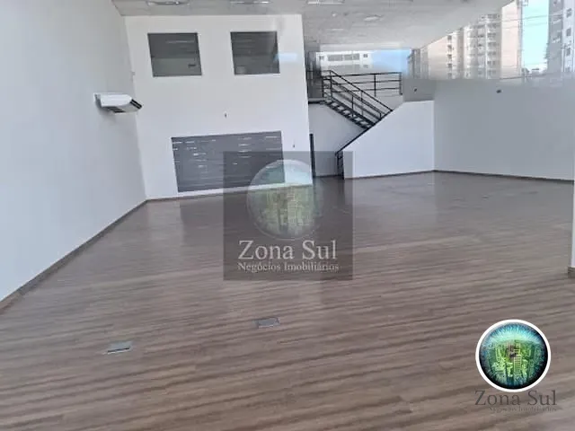 Loja com 626m², para alugar, no bairro Vila Augusta em Sorocaba