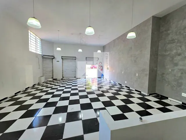 Loja com 150m², para alugar, no bairro Vila Progresso em Jundiaí