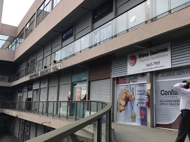 Loja com 1800m², à venda, no bairro Ouro Preto em Belo Horizonte