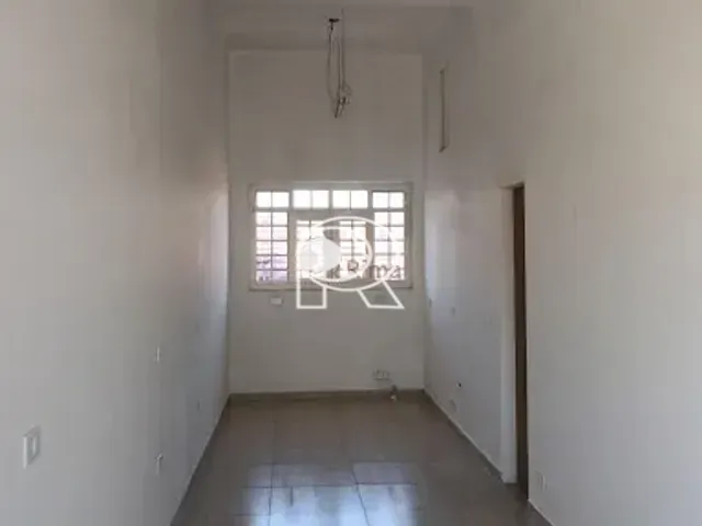 Loja para alugar, no bairro Centro em Registro
