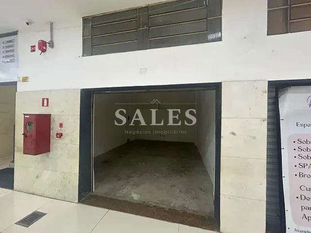 Loja com 24m², para alugar, no bairro Centro em Juiz de Fora