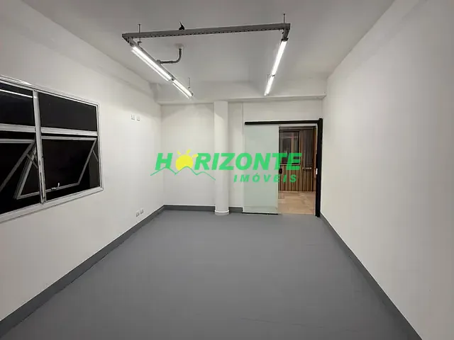 Loja com 167m², para alugar, no bairro Urbanova em São José dos Campos