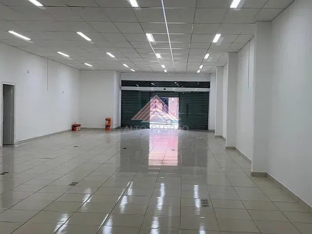 Loja com 370m², para alugar, no bairro Vila Bocaina em Mauá