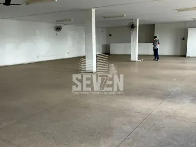 Loja com 300m², para alugar, no bairro Jardim Flórida em Bauru