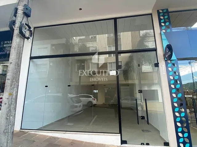 Loja com 94m², para alugar, no bairro Centro em Arroio do Meio