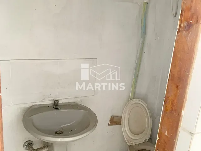 Loja para alugar, no bairro Jardim Campo Limpo em São Paulo