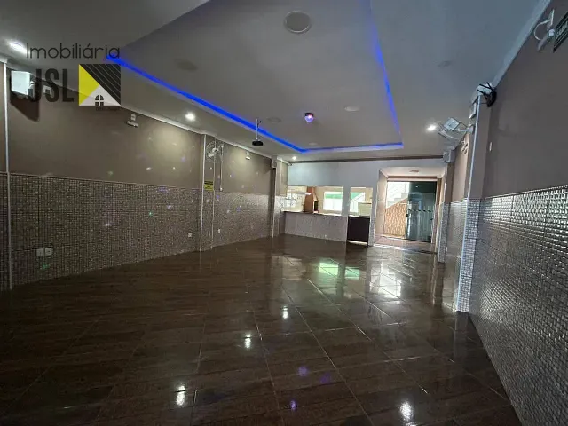Loja com 150m², à venda, no bairro Jardim Amália em Caçapava