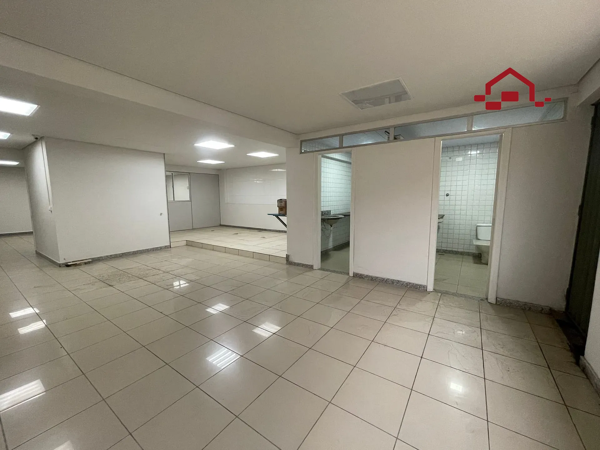 Loja-Salão, 486 m² - Foto 1