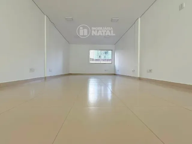 Loja com 110m², para alugar, no bairro Centro em Londrina
