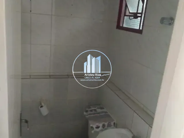 Loja com 25m², para alugar, no bairro Centro em Pouso Alegre