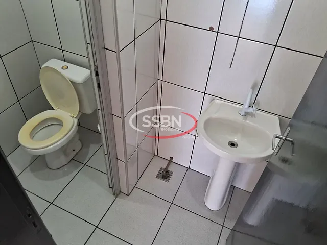 Loja com 95m², para alugar, no bairro Centro em Nova Odessa