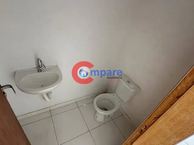 Loja para alugar, no bairro Jardim Presidente Dutra em Guarulhos