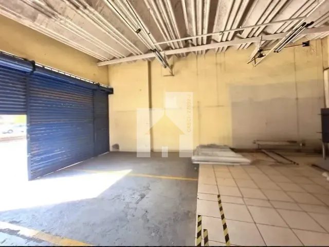 Loja com 280m², à venda, no bairro Vila Argos Velha em Jundiaí