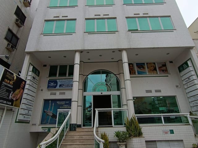 Foto do Loja - TIROL TRADE CENTER: Sala no 2º Andar, com Recepção, Sala Privativa e Climatização Instalada | Hilmar