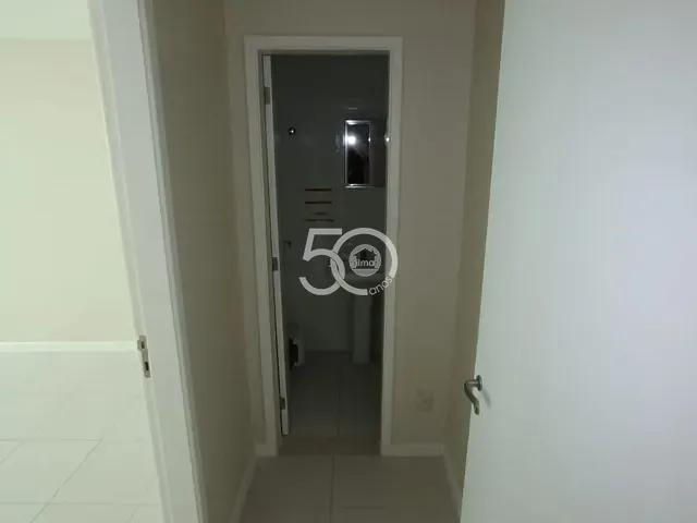 Loja à venda ou para alugar, no bairro Freguesia (Jacarepaguá) em Rio de Janeiro