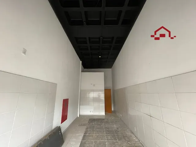 Loja para alugar, no bairro Caiçaras em Belo Horizonte