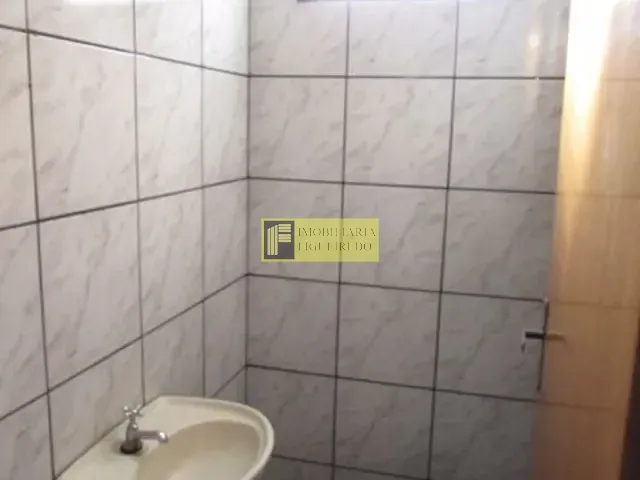 Loja com 25m², para alugar, no bairro Vila São Jorge em São José do Rio Preto