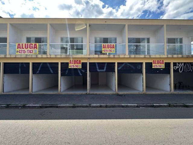 Foto do Loja - Loja com Excelente Acabamento no Jardim Presidente Dutra – Ideal para Começar com Sucesso! | Imobiliária Compare