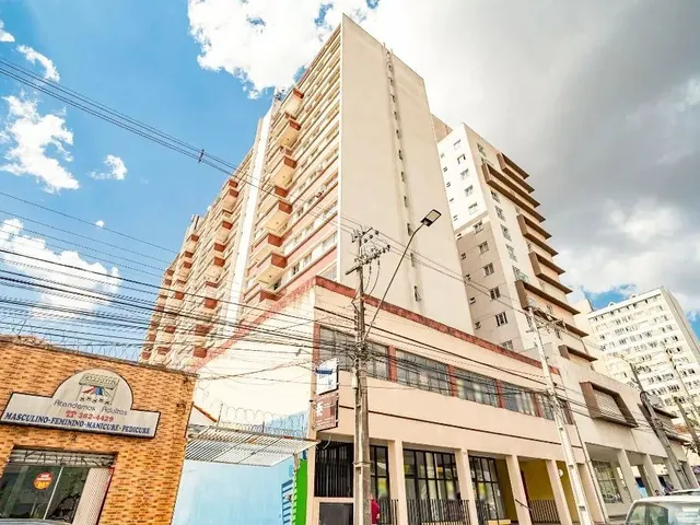Loja para alugar, no bairro Cristo Rei em Curitiba