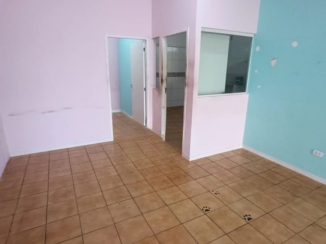 Loja para alugar, no bairro Jardim Vitória em Cambé