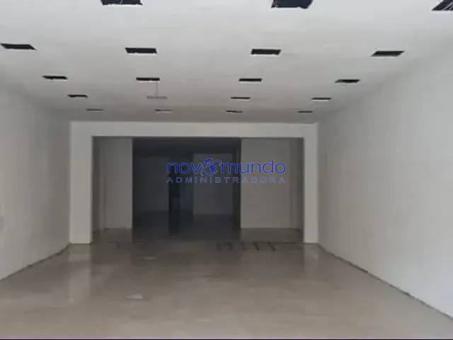 Loja com 184m², para alugar, no bairro Riachuelo em Rio de Janeiro