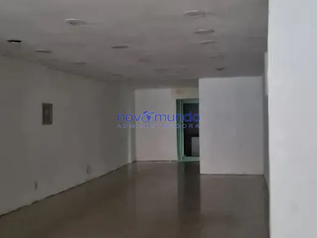 Loja com 184m², para alugar, no bairro Riachuelo em Rio de Janeiro