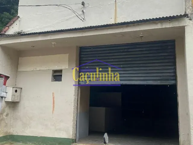 Loja com 50m², para alugar, no bairro Coimbra em Barra do Piraí