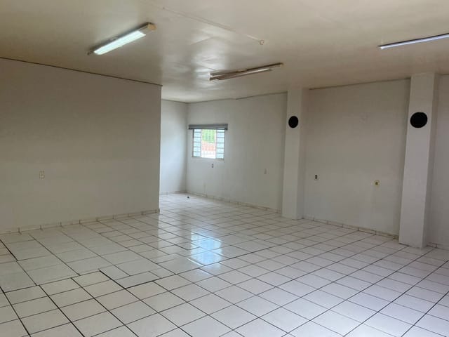 Loja com 225m², à venda ou para alugar, no bairro Centro em Campinas