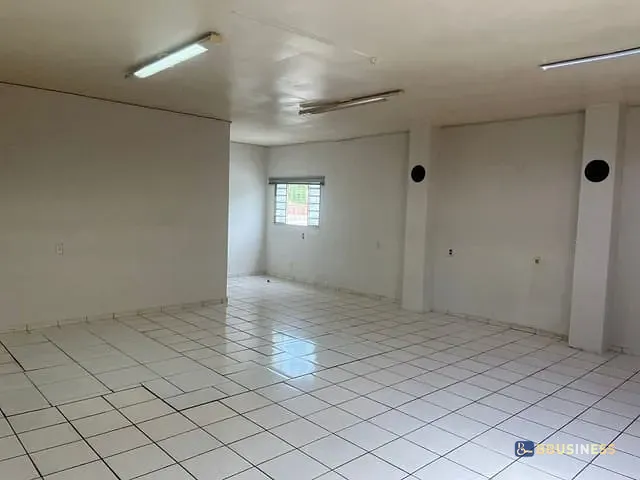 Loja com 225m², à venda ou para alugar, no bairro Centro em Campinas