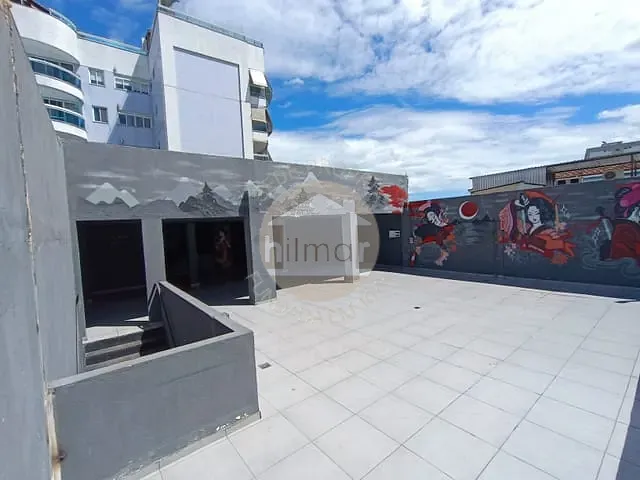 Loja com 250m², para alugar, no bairro Freguesia (Jacarepaguá) em Rio de Janeiro