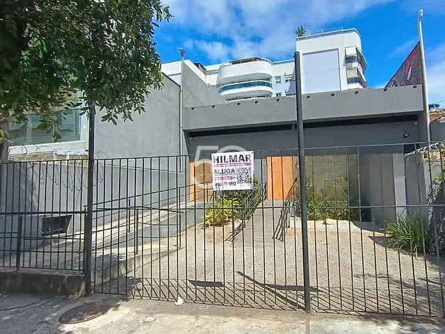 Loja com 600m², para alugar, no bairro Freguesia (Jacarepaguá) em Rio de Janeiro