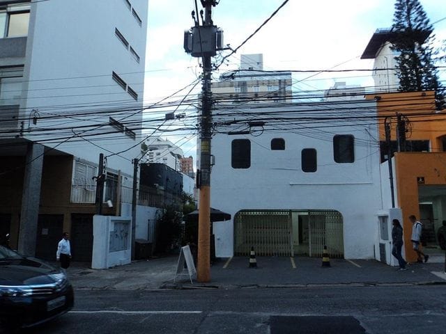 Loja para alugar, no bairro Jardim Paulista em São Paulo
