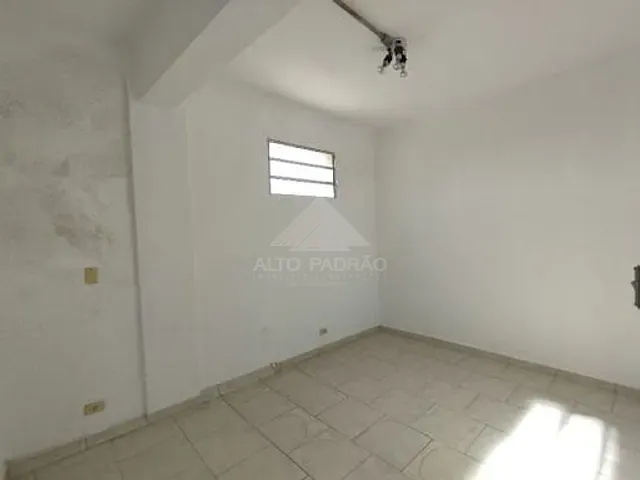 Loja com 240m², para alugar, no bairro Jardim Pilar em Mauá