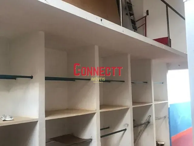 Loja com 192m², à venda ou para alugar, no bairro Vila Tibério em Ribeirão Preto