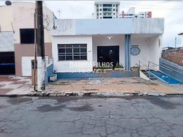 Loja com 300m², à venda, no bairro São José em Aracaju