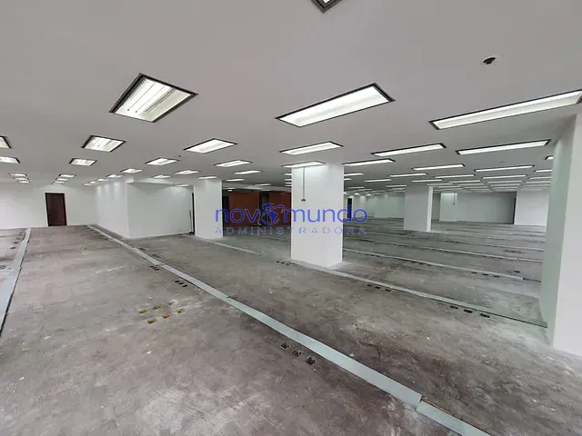 Andar corporativo com 562m², à venda ou para alugar, no bairro Centro em Rio de Janeiro