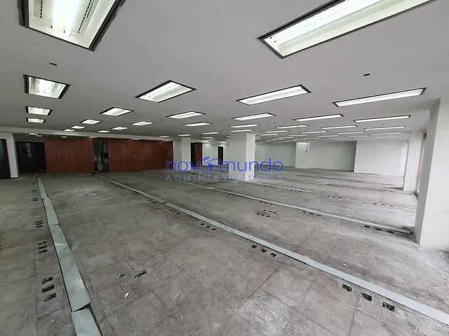 Andar corporativo com 562m², à venda ou para alugar, no bairro Centro em Rio de Janeiro