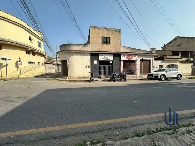 Loja à venda, no bairro Água Limpa em Volta Redonda